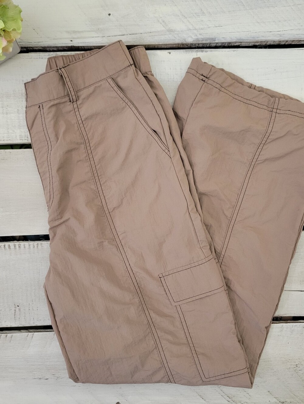 Love Tree Women's Cargo Parachute Pants Sz Small Tan/Brown
